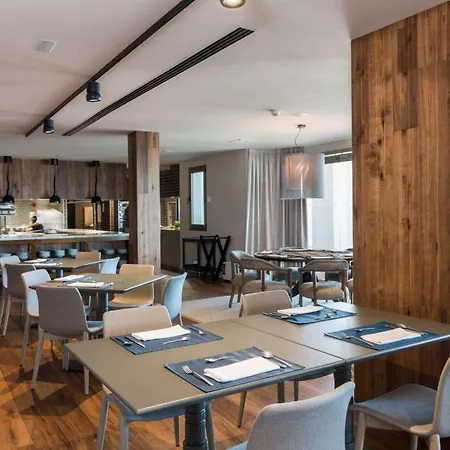 아파트 3 Bdr Partial Sea View 플라야 데 산 후안