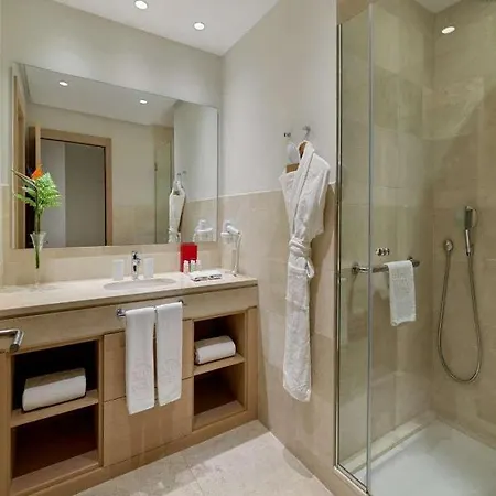 3 Bdr Partial Sea View 아파트 플라야 데 산 후안